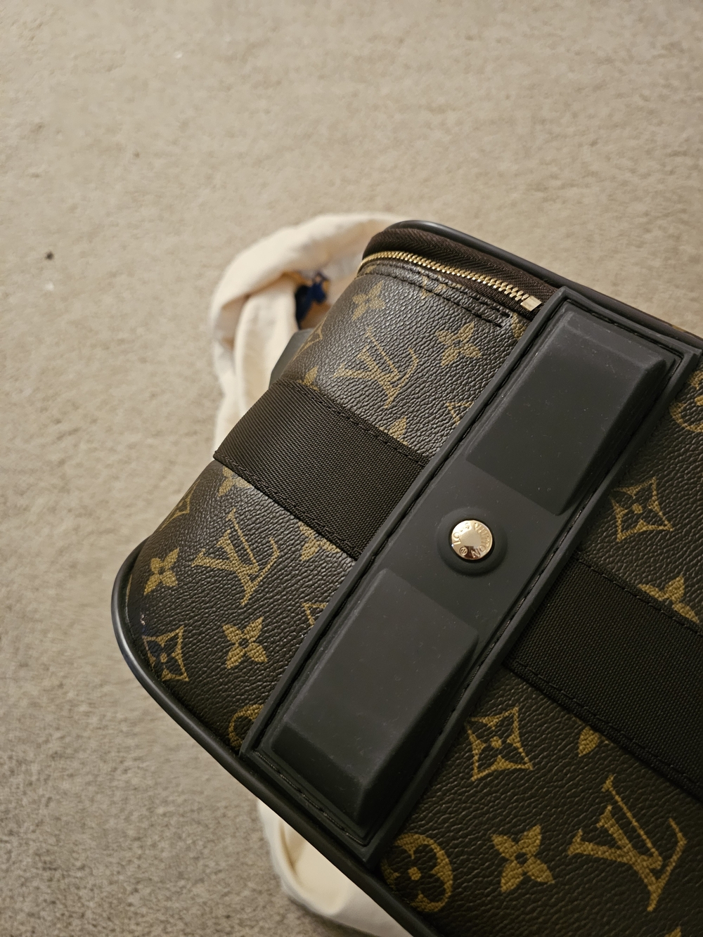 Auth Louis Vuitton pegase 60 suitcase carry on bag - Picture 15 of 16